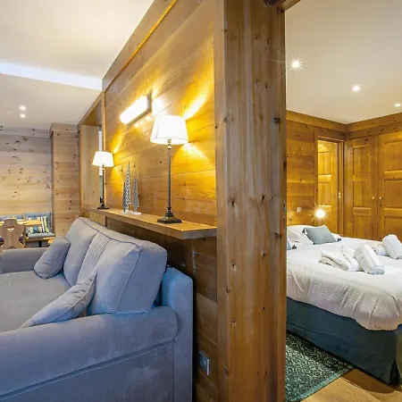 Skis Aux Pieds Avec Balcon, Cheminee Et Parking - - Fr-1-613-3 Méribel
